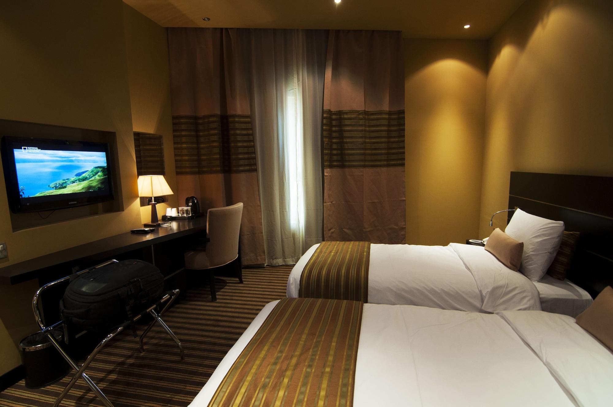 อัลดาร์ โฮเต็ล Hotel ชาร์จาห์ ภายนอก รูปภาพ