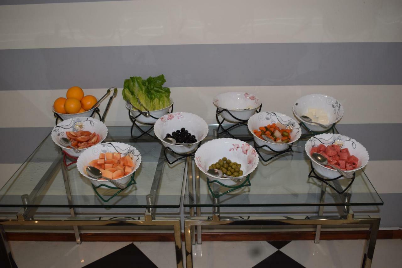 อัลดาร์ โฮเต็ล Hotel ชาร์จาห์ ภายนอก รูปภาพ